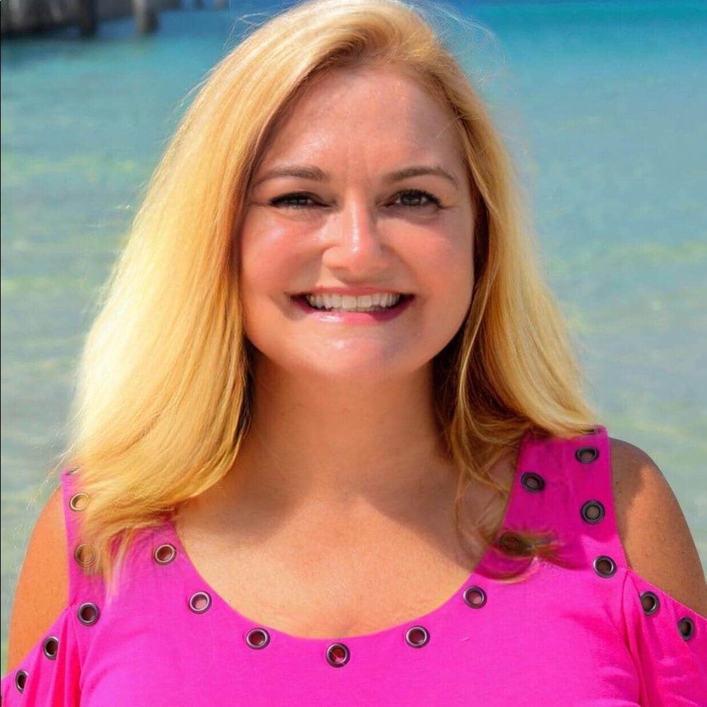 Meet your Posher, Lisa